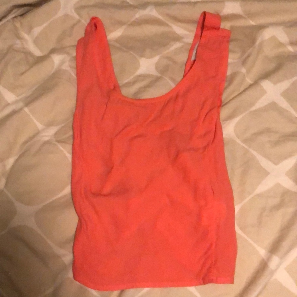 Criss cross back crop top